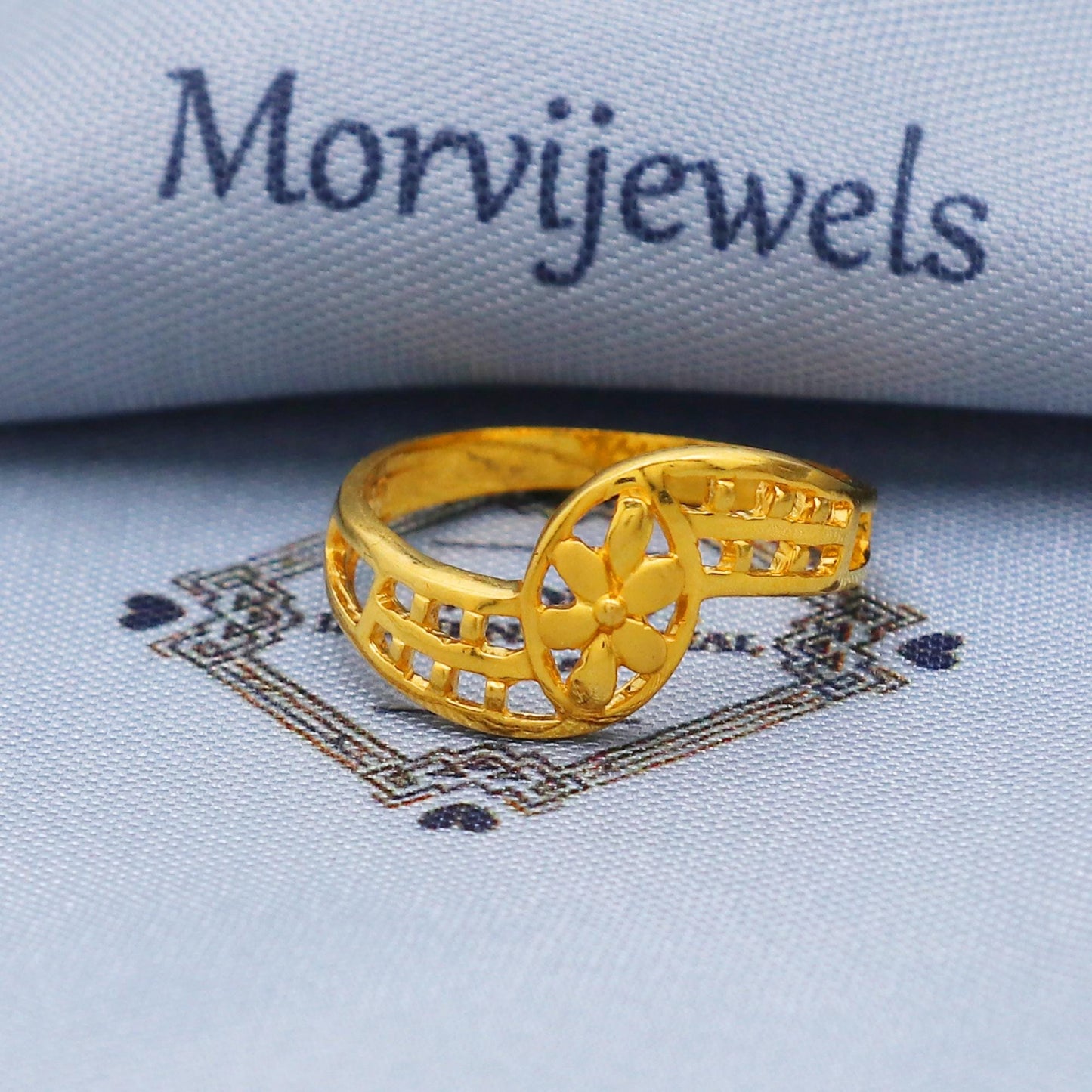 Flower 22kt Yellow Gold Ring Jewelry, K5706
