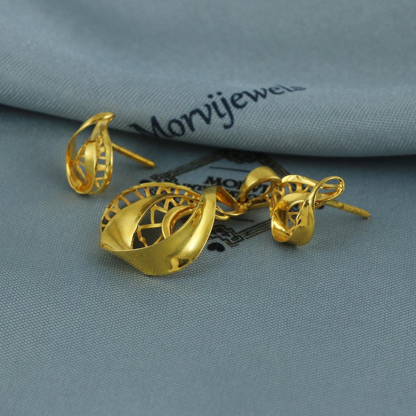 Designer 22k Gold Pendant & Earring Set, Indian Handcrafted Ethnic Design, Real Gold Set, K5696