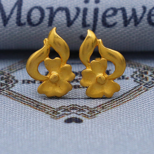 Solid 22k Gold Stud Earrings , Handmade Yellow gold earrings for women, vintage antique design indian gold earrings jewelry, K5784