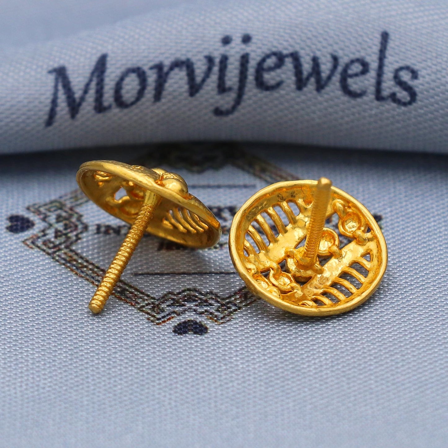 22 karat Gold Earrings, Handmade Yellow gold earrings for women, vintage antique design indian gold earrings handmade jewelry, Fashion K5785