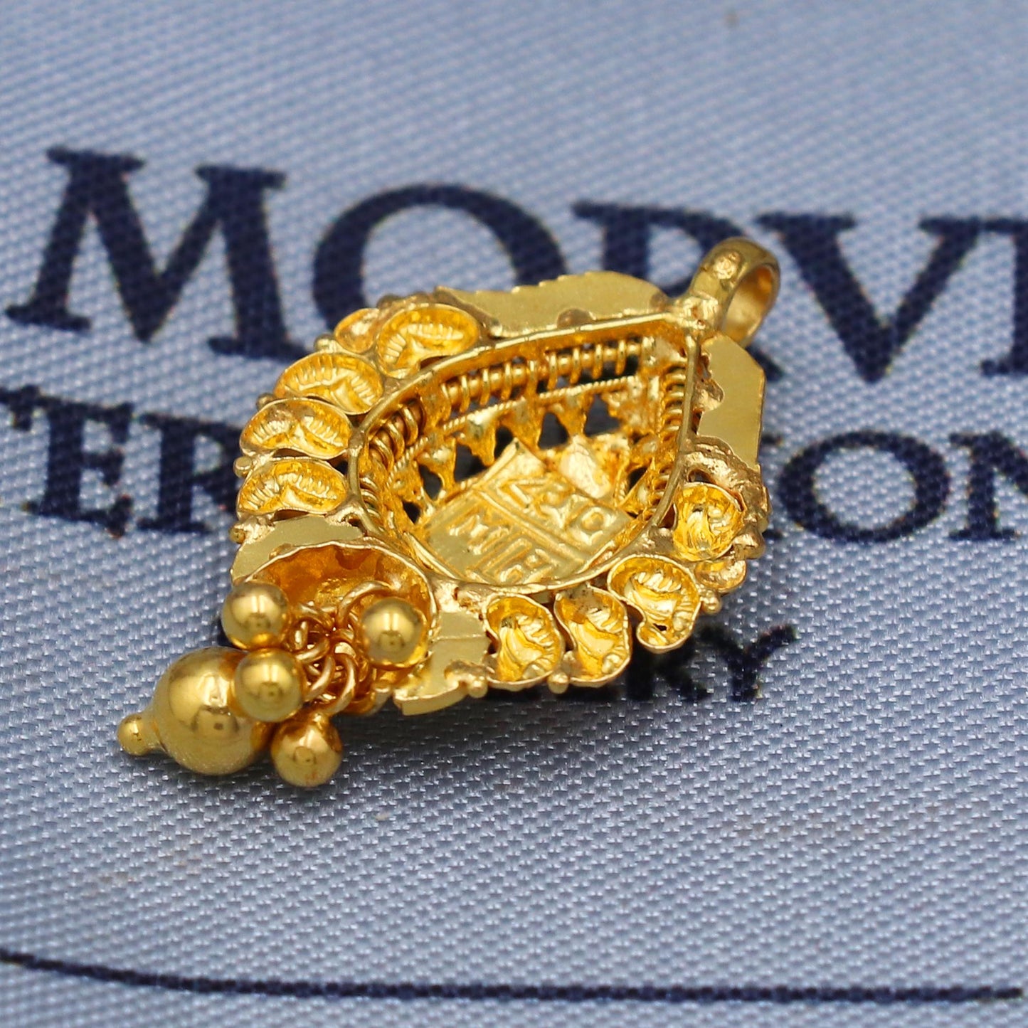 royal handmade 22k yellow gold pendant mangalsutra enamel work Indian jewelry, K5829