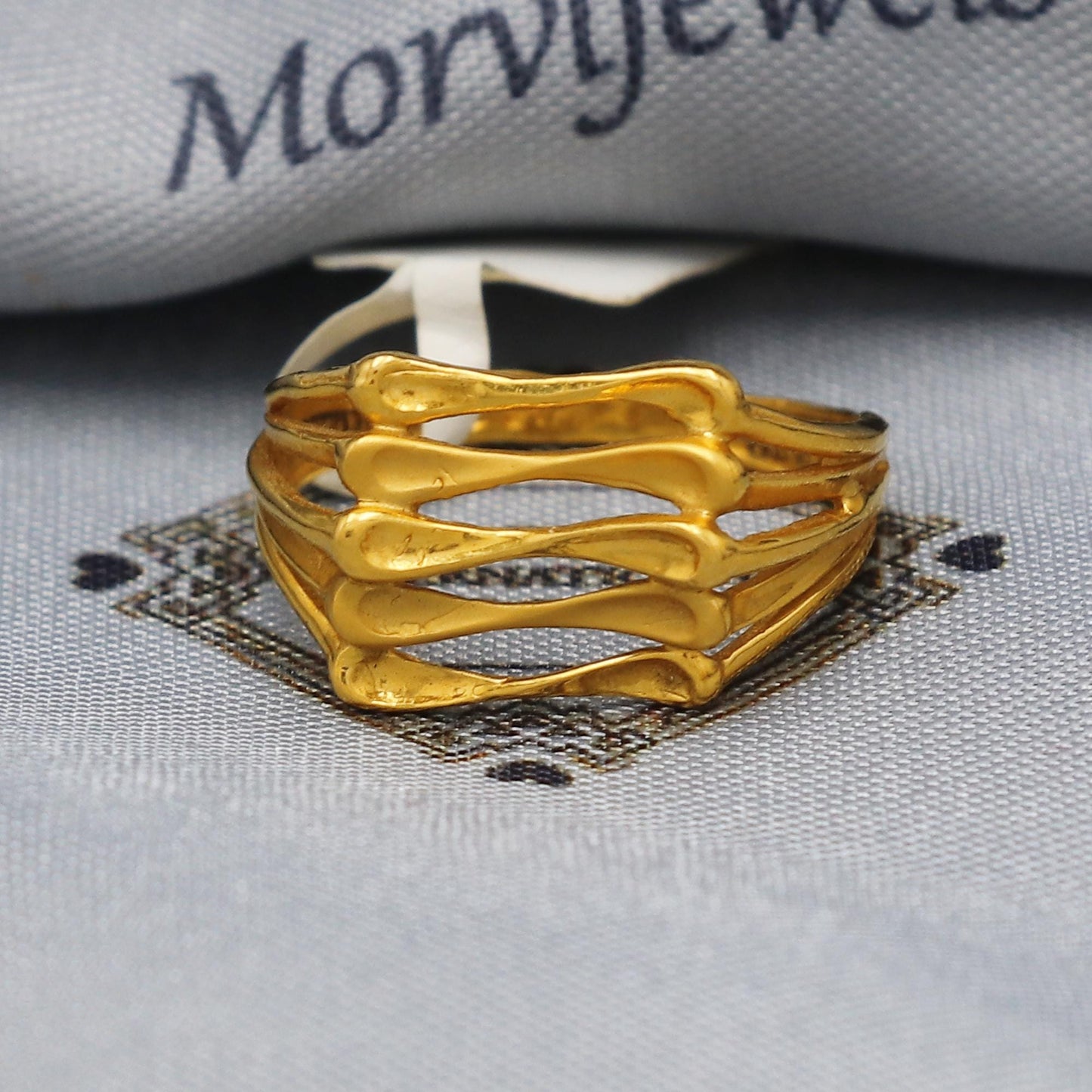 pure 22k gold ring, K5885