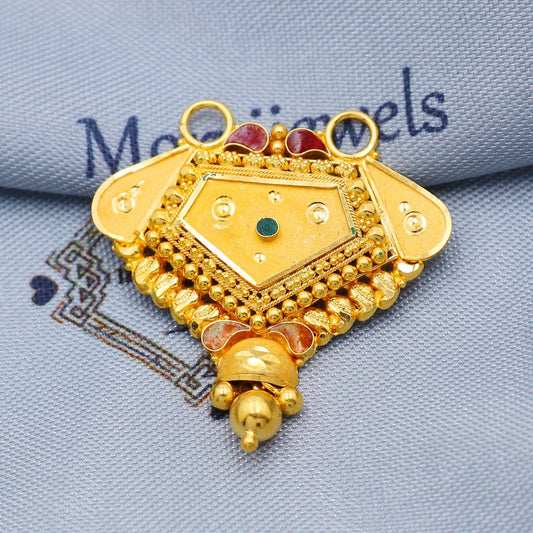 Antique design 22k gold pendant Indian jewelry, K5696