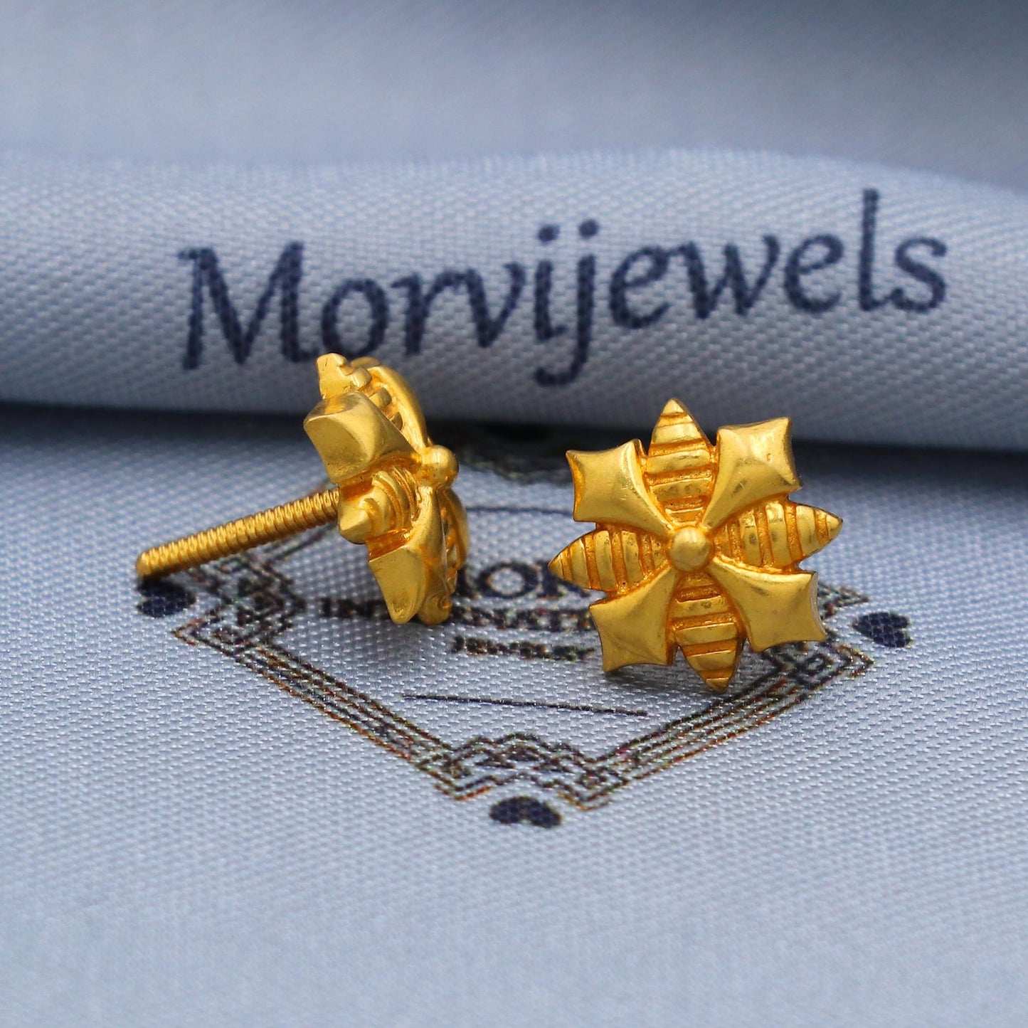 Solid 22k karat Gold Stud Earrings , Handmade Real gold earrings for women, vintage antique design indian gold earrings jewelry, K5793