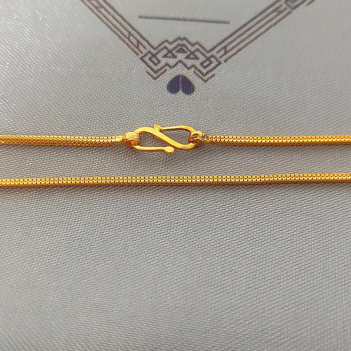 Classic Handmade Solid 22k Gold Chain Necklace Indian Jewelry, 17 inches box gold chain, 1 mm gold box chain, K5871