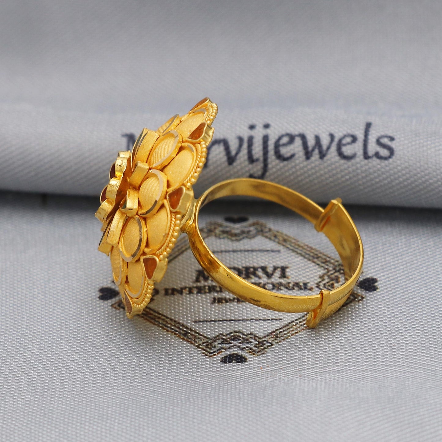 Women 22k Yellow Gold Ring Jewelry, Adjustable Size Ring in 22kt Gold, K5891