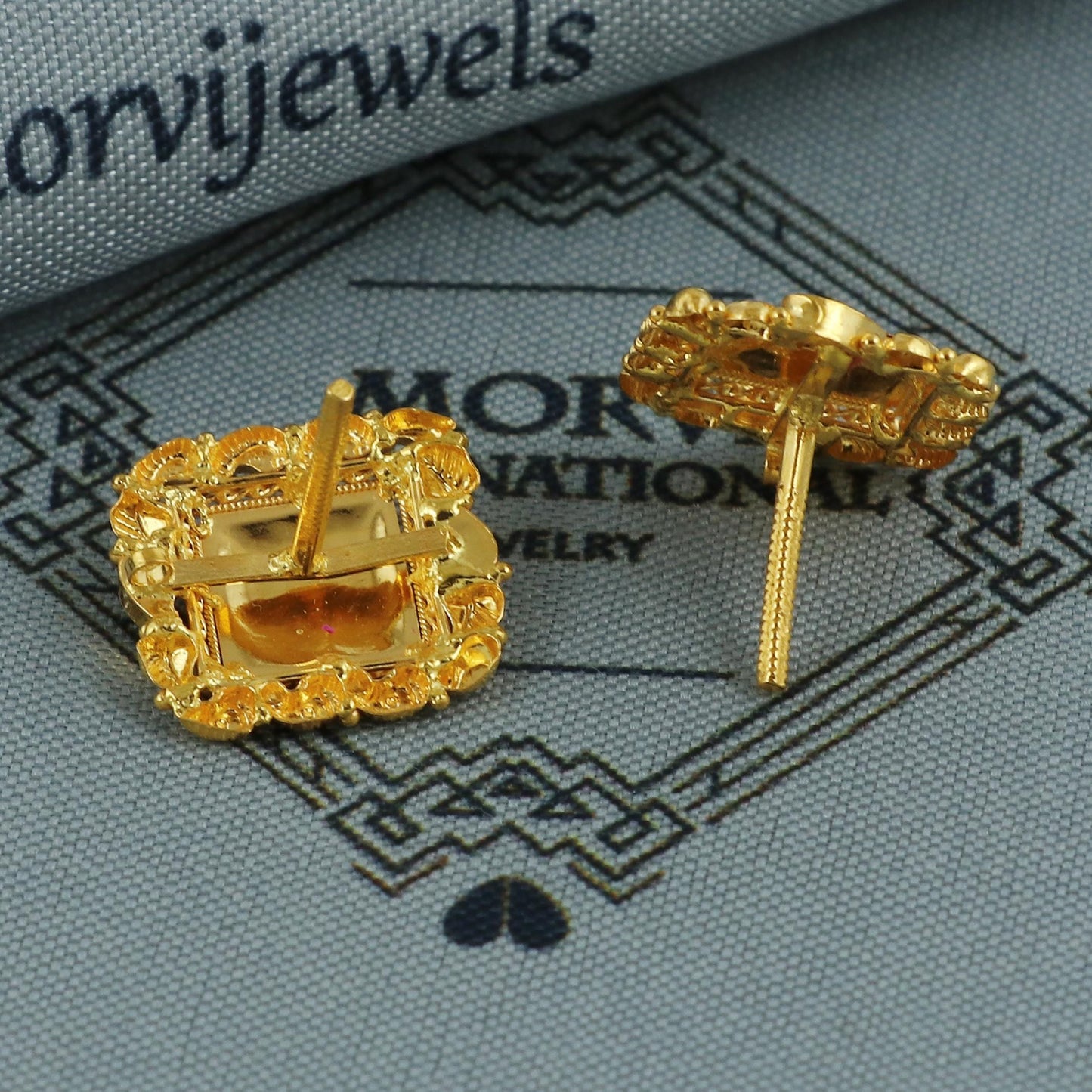 Solid real 22k Gold Stud Earrings Jewelry for women, K5941