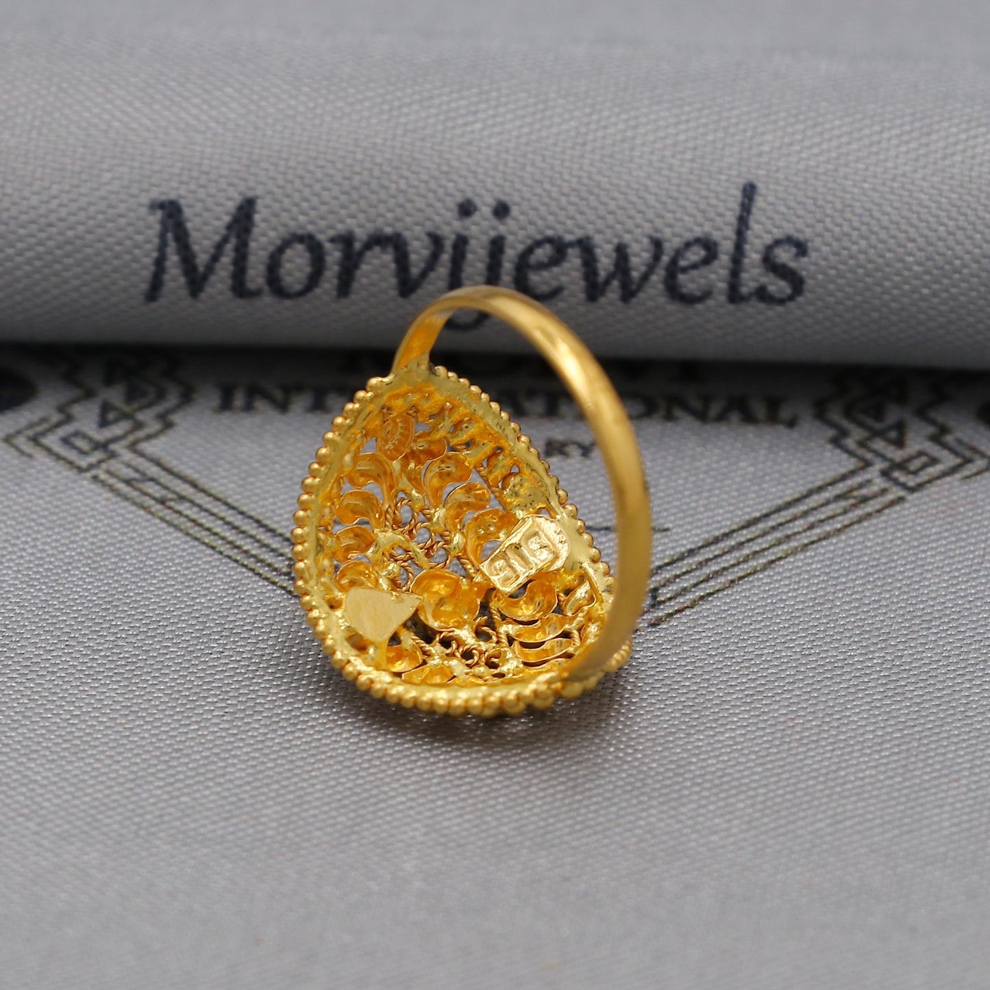 22k pure solid gold handmade ring . genuine 916 gold purity with government hallmarks . Indian jewelry, Oval Shape Women Ring, K6116
