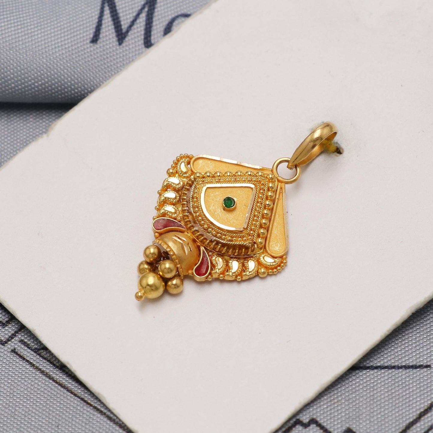 22k Gold Indian Pendant & Earring Set: Ethnic Floral Jewelry