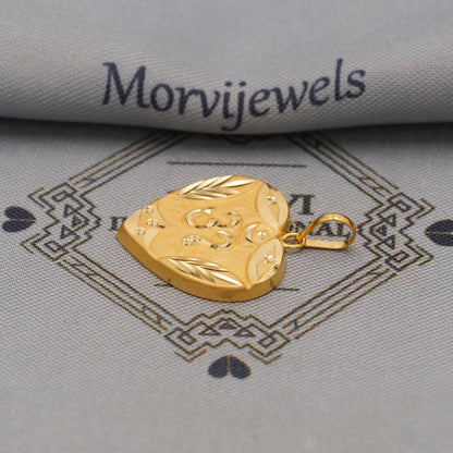 20k Yellow Gold Om Pendant: Lightweight Indian Jewelry