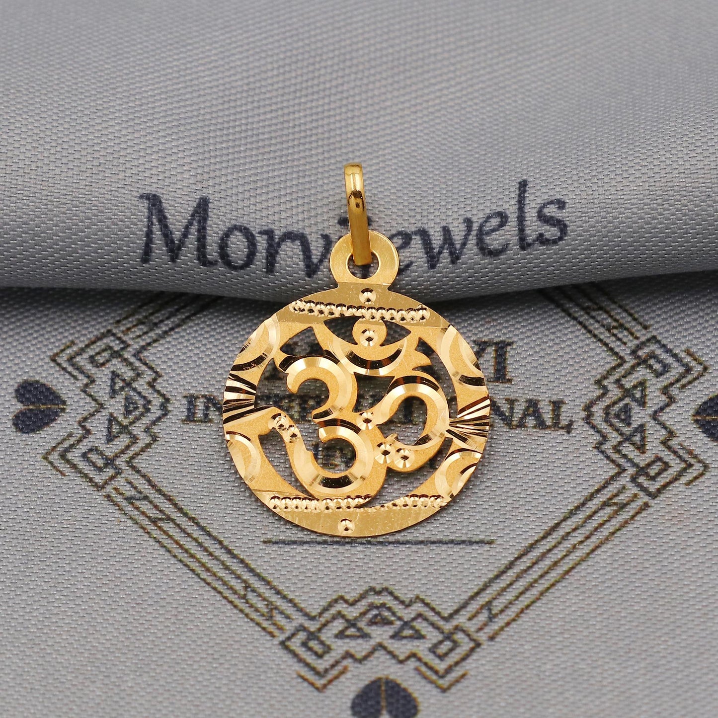 20k/18k Yellow Gold Om Pendant: Lightweight Indian Jewelry, K6362