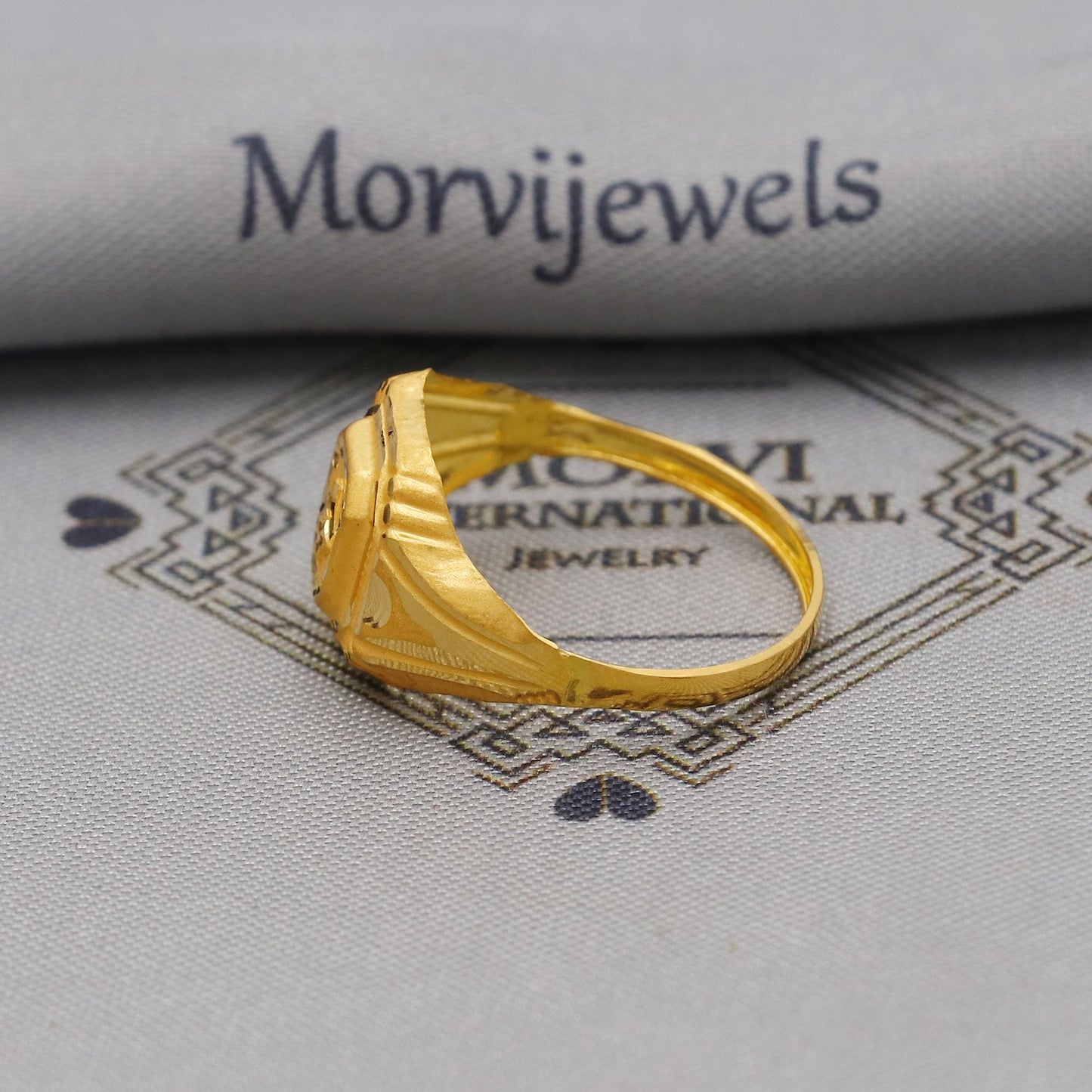 Hand Carved 22k solid gold ring handmade jewelry, Vintage Antique Style Indian Ring, Light Weight Gold Jewelry, K6374