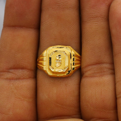 Hand Carved 22k solid gold ring handmade jewelry, Vintage Antique Style Indian Ring, Light Weight Gold Jewelry, K6376
