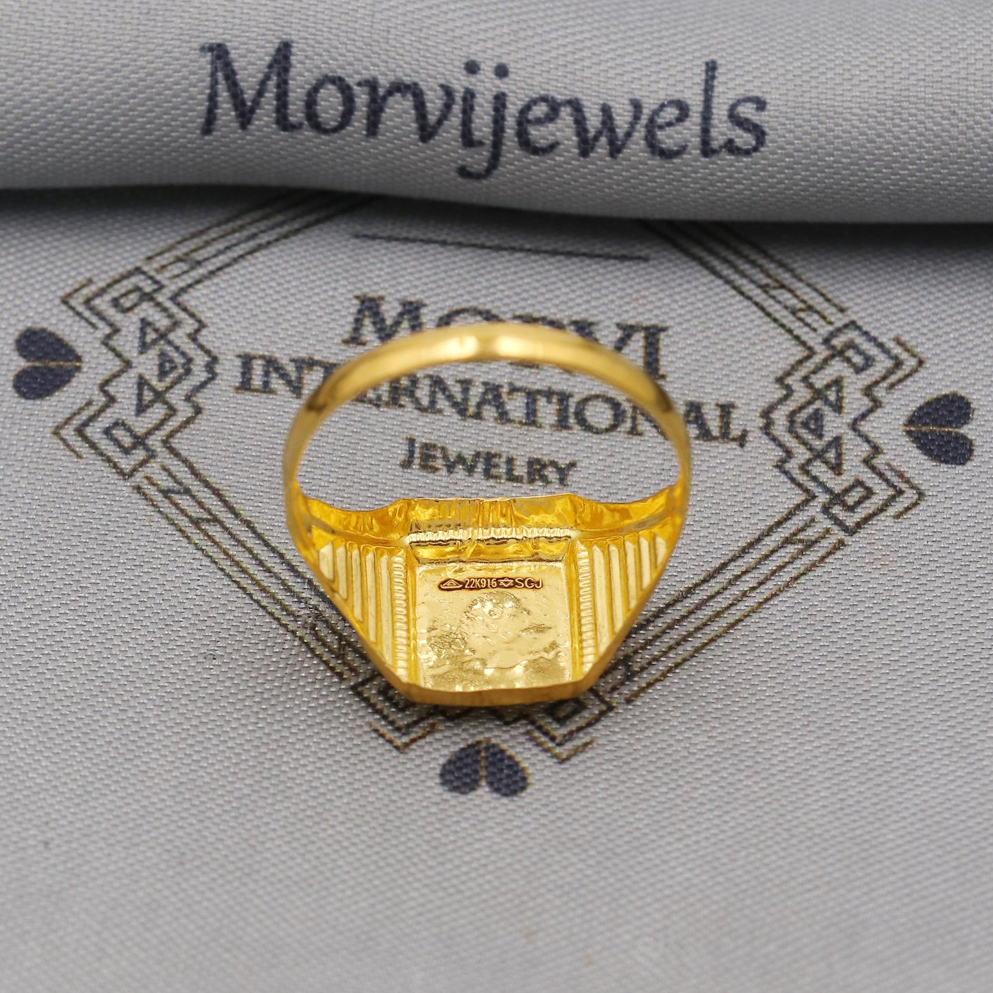 Hand Carved 22k solid gold ring handmade jewelry, Vintage Antique Style Indian Ring, Light Weight Gold Dainty Jewelry, K6381