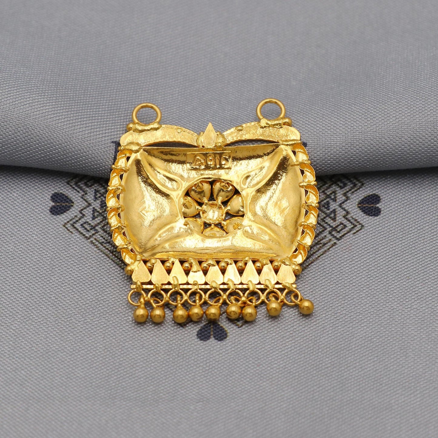 22k Yellow Gold Pendant with dangling beads Handmade Indian Handmade Vintage Antique Design Jewelry, K6140