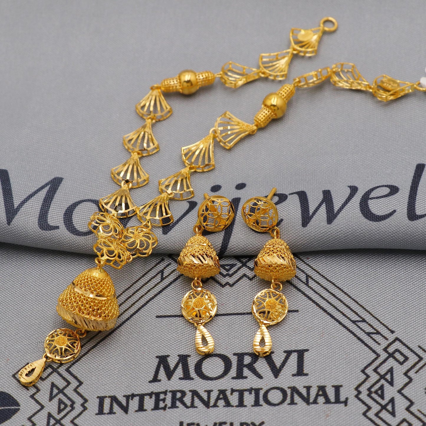 22k Yellow Gold Necklace Earrings set, Designer Pendant Necklace, light weight dainty Indian Gold Handmade wedding necklace Jewelry for gift