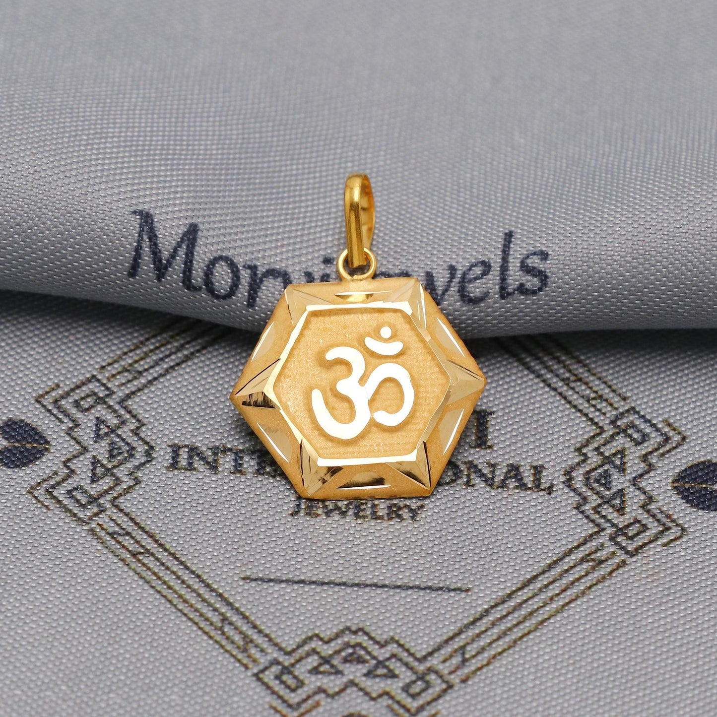 20k Yellow Gold Aum Om Pendant: Lightweight Indian Jewelry