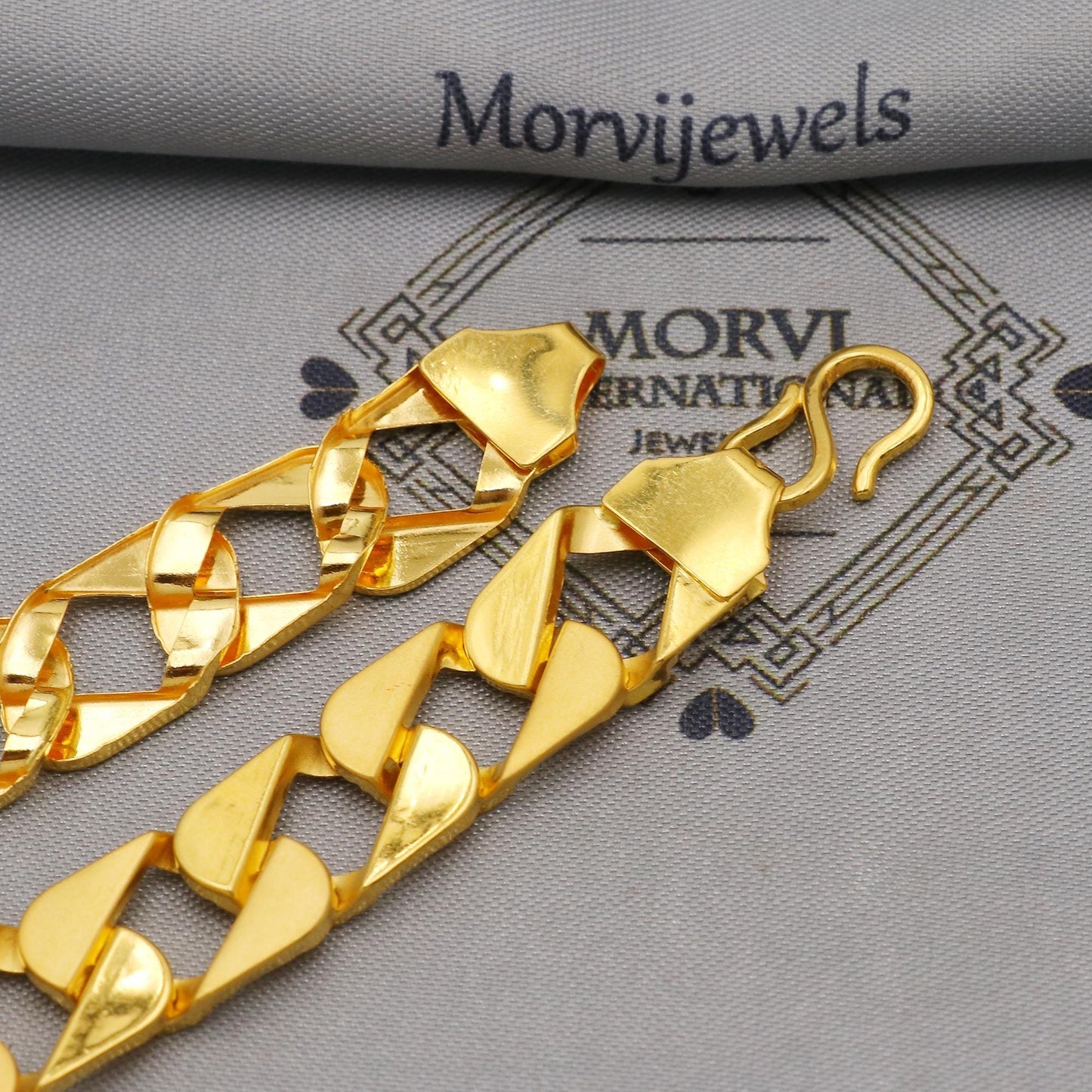 22k Yellow Gold Bracelet, Handmade Indian Style Jewelry, in light weight broad design