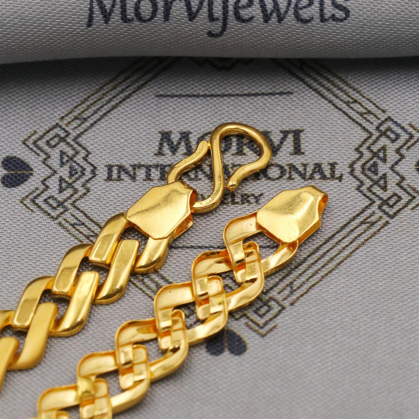 22k Gold Link Chain Bracelet For Men: Handmade Indian Style Jewelry