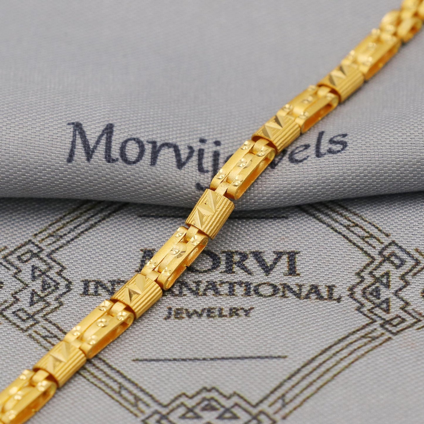 22k Gold Link Chain Bracelet For Women: Handmade Indian Style Jewelry, K6352