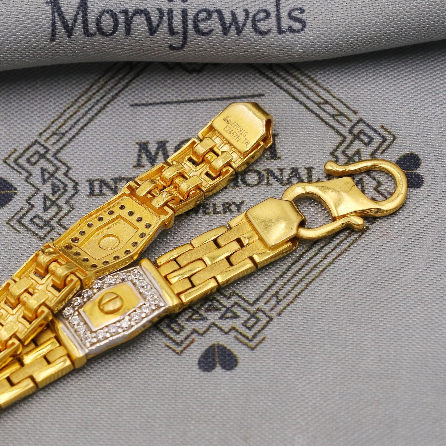 22k Gold Link Chain Bracelet: Handmade Indian Style Jewelry, K6357