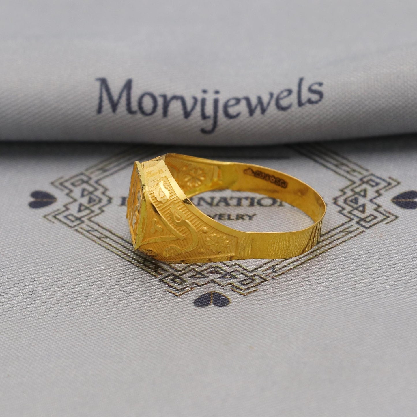 Hand Carved 22k solid gold ring handmade jewelry, Vintage Antique Style Indian Ring, Light Weight Gold Jewelry, K6371