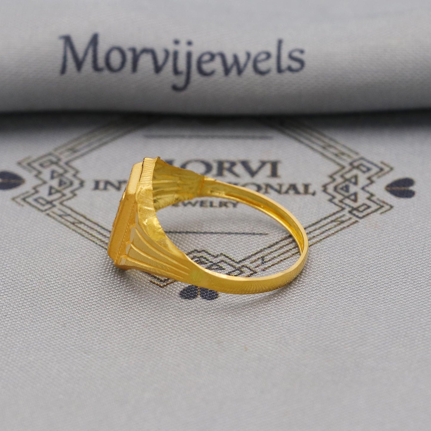 Hand Carved 22k solid gold ring handmade jewelry, Vintage Antique Style Indian Ring, Light Weight Gold Jewelry, K6377