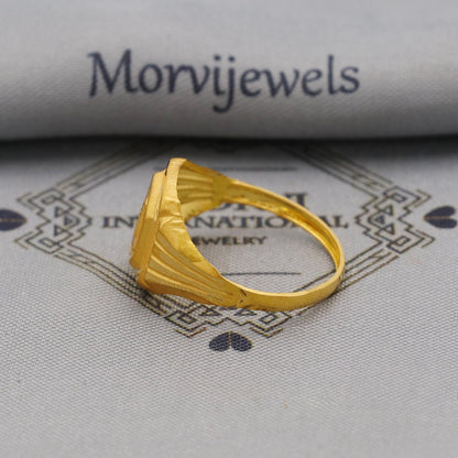 Hand Carved 22k solid gold ring handmade jewelry, Vintage Antique Style Indian Ring, Light Weight Gold Dainty Jewelry, K6380