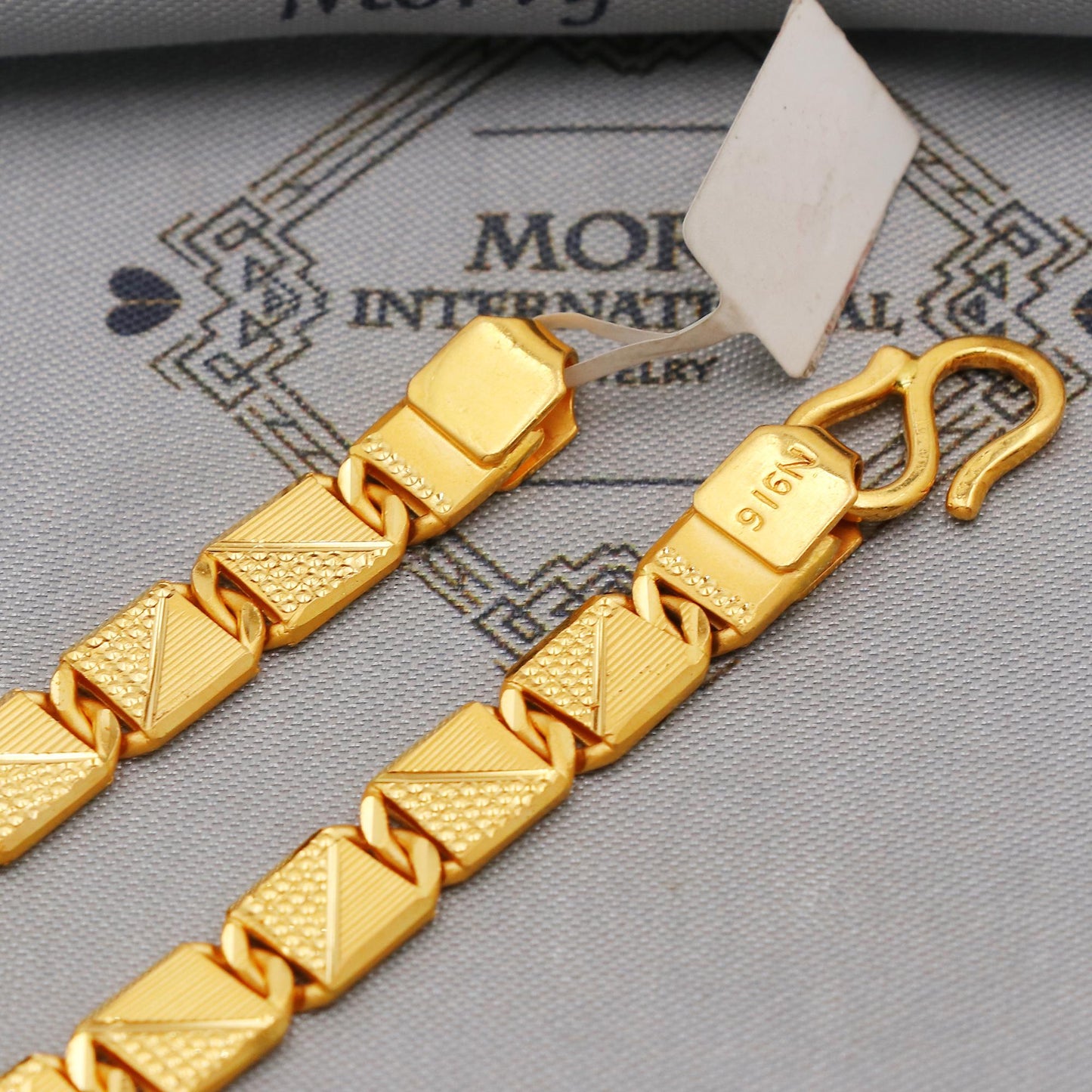 handcrafted 22k solid gold bracelet indian designer jewelry, K6391