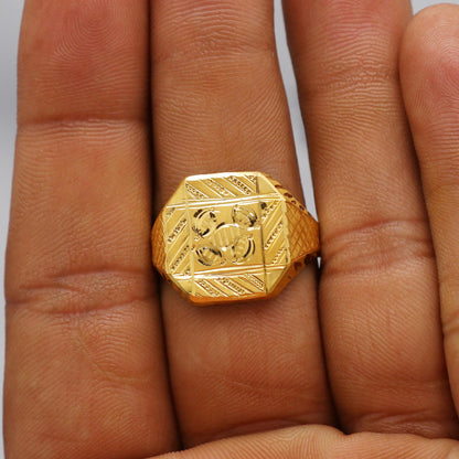 Hand Carved Solid 22k Yellow Gold Ring Size 6 7 8 and All Size, 22k Gold Handmade Ring, Indian Gold Ring, K6179