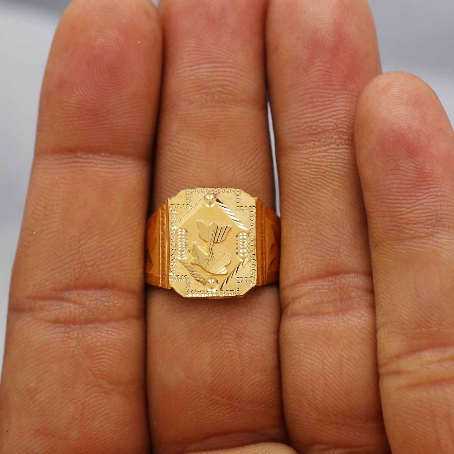 Flower Carved Solid 22k Yellow Gold Ring Size 6 7 8 and All Size, 22k Gold Handmade Ring, Indian Gold Ring, K6180