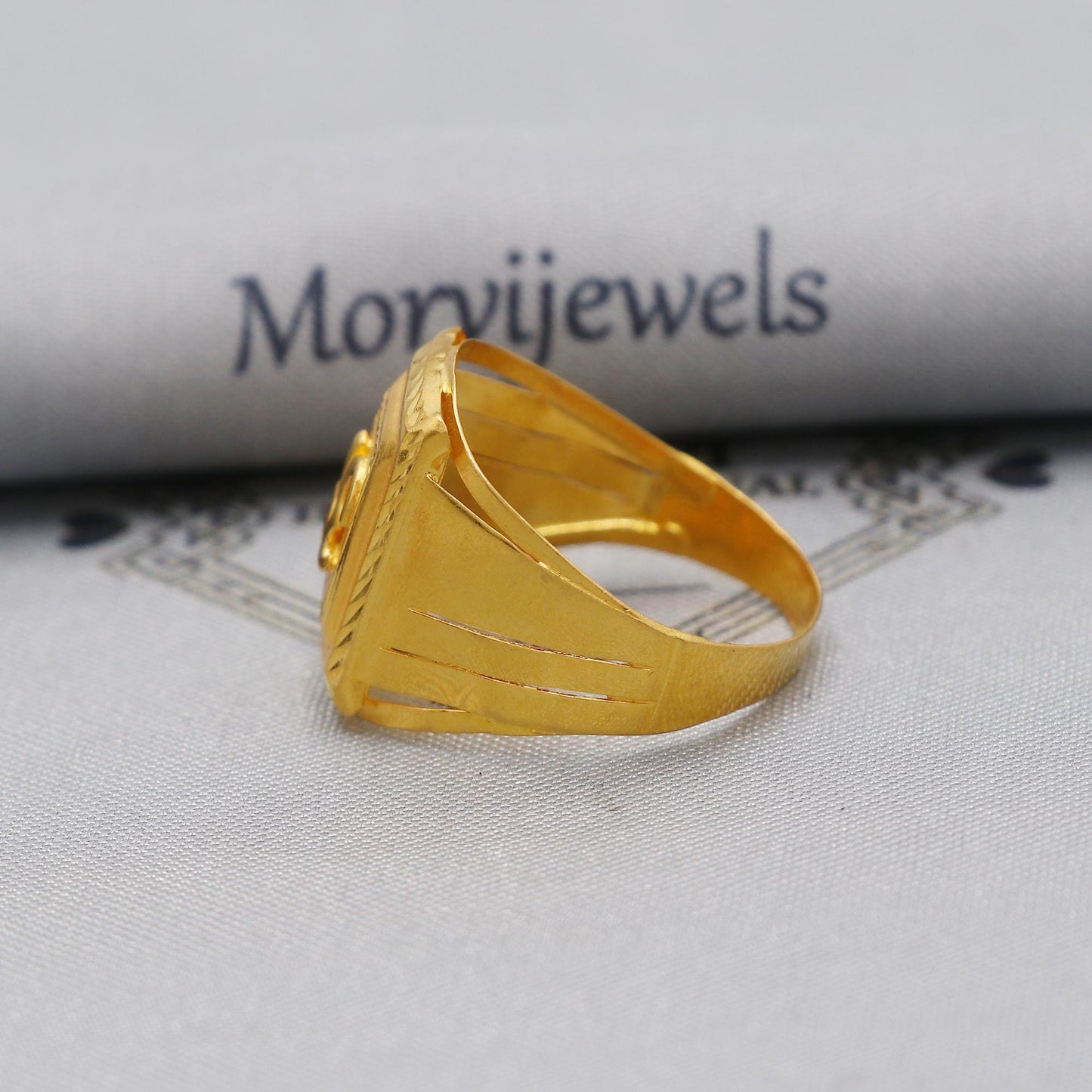 om aum Carved Solid 22k Yellow Gold Ring Size 6 7 8 and All Size, 22k Gold Handmade Ring, Indian Gold Ring, K6183