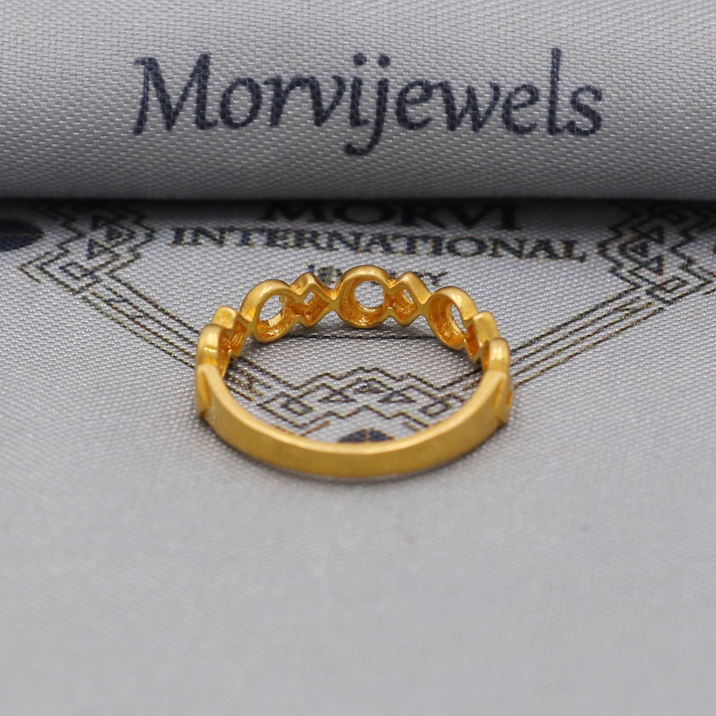 Circle & Diamond Linked Pattern 22k Gold Ring, Stacking Band Ring Minimalist Artistic Design, Pure Handmade Work Indian Ring, K6185