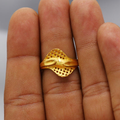 22kt 22k Solid Yellow Gold Handmade Vintage Design Ring Jewelry, K6210