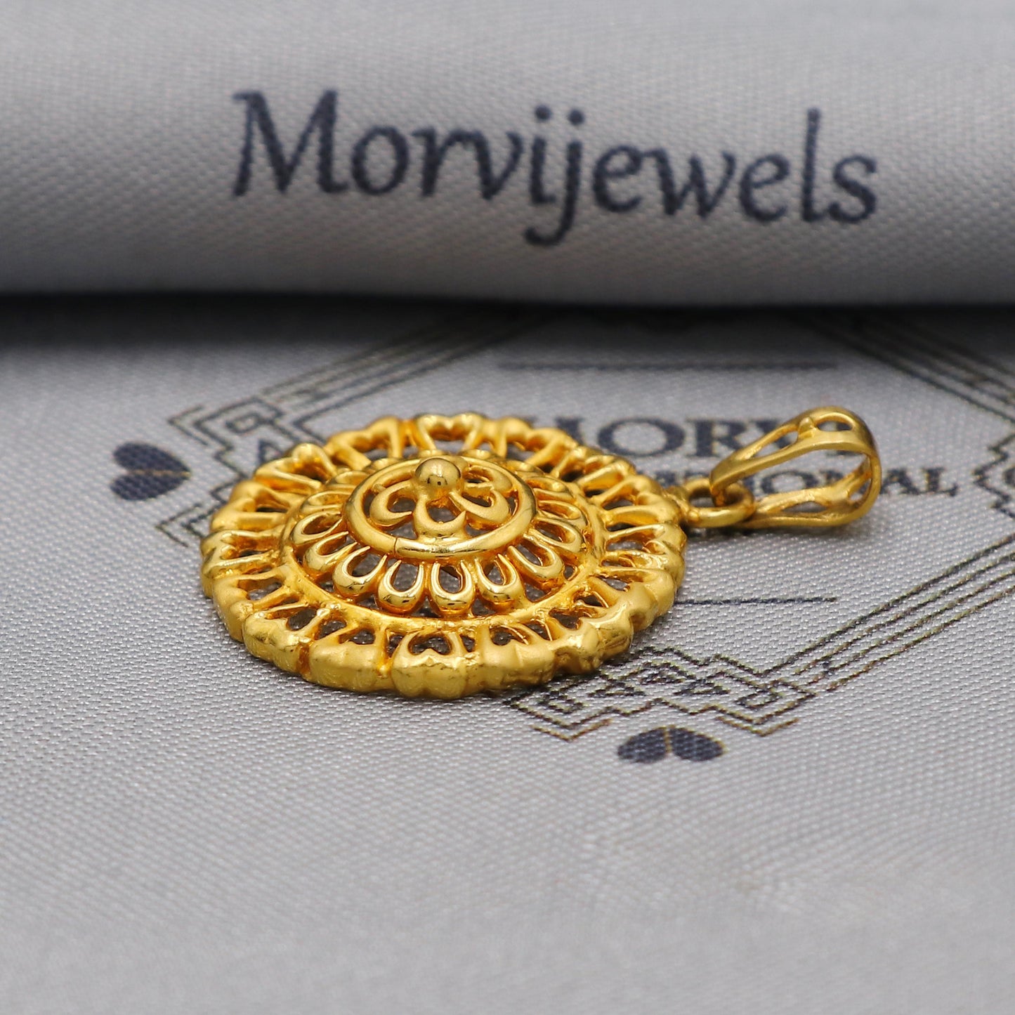 Pure 22k Gold Pendant Jewelry, Traditional Indian Gold Jewelry, vintage antique design, K6232