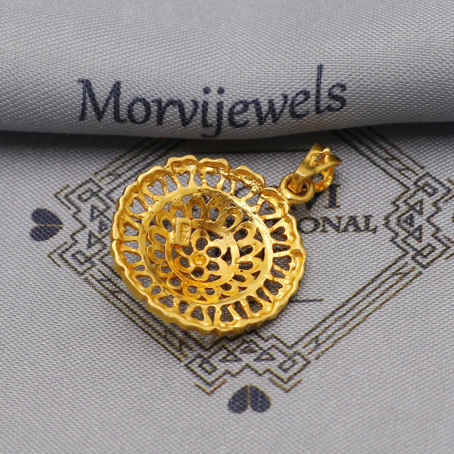Pure 22k Gold Pendant Jewelry, Traditional Indian Gold Jewelry, vintage antique design, K6232