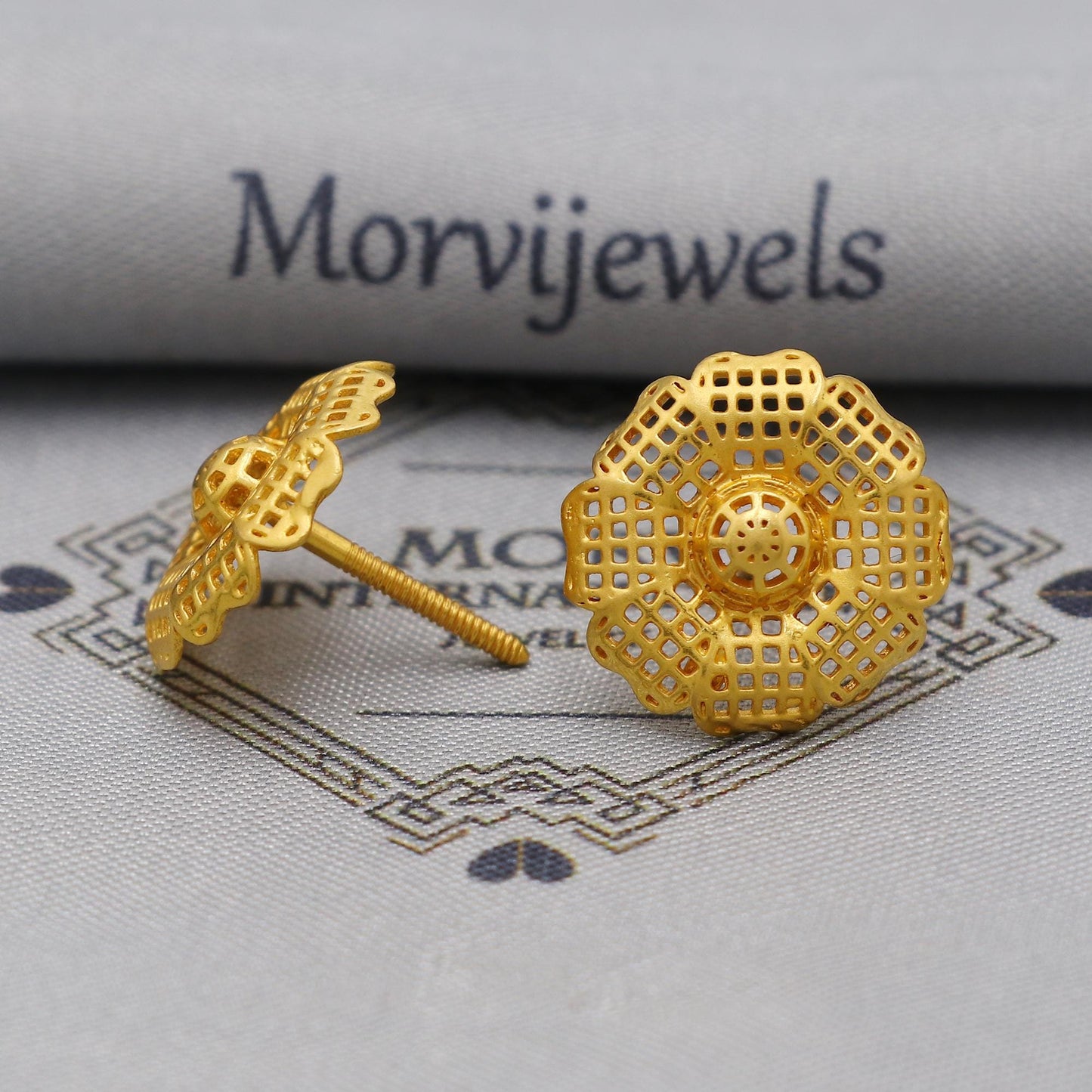 Flower Solid real 22k Gold Stud Earrings Jewelry for women, Filigree Style Gold Tops, Indian Handmade Vintage Style Earrings, K6249