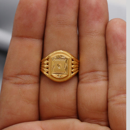22k Yellow Gold Ring Size 9.25 US and All, Hand Carved Gold Ring Jewelry, Indian Gold Ring, K6564