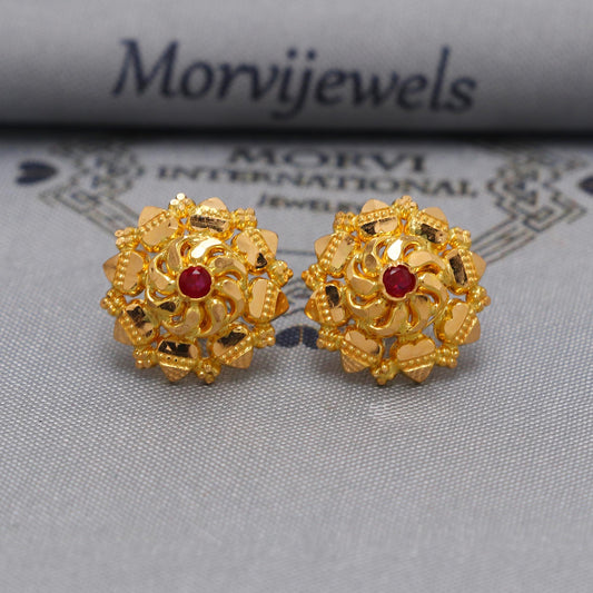 22k Yellow Gold earrings stud tops flower, vintage antique design indian gold earrings jewelry, K6583