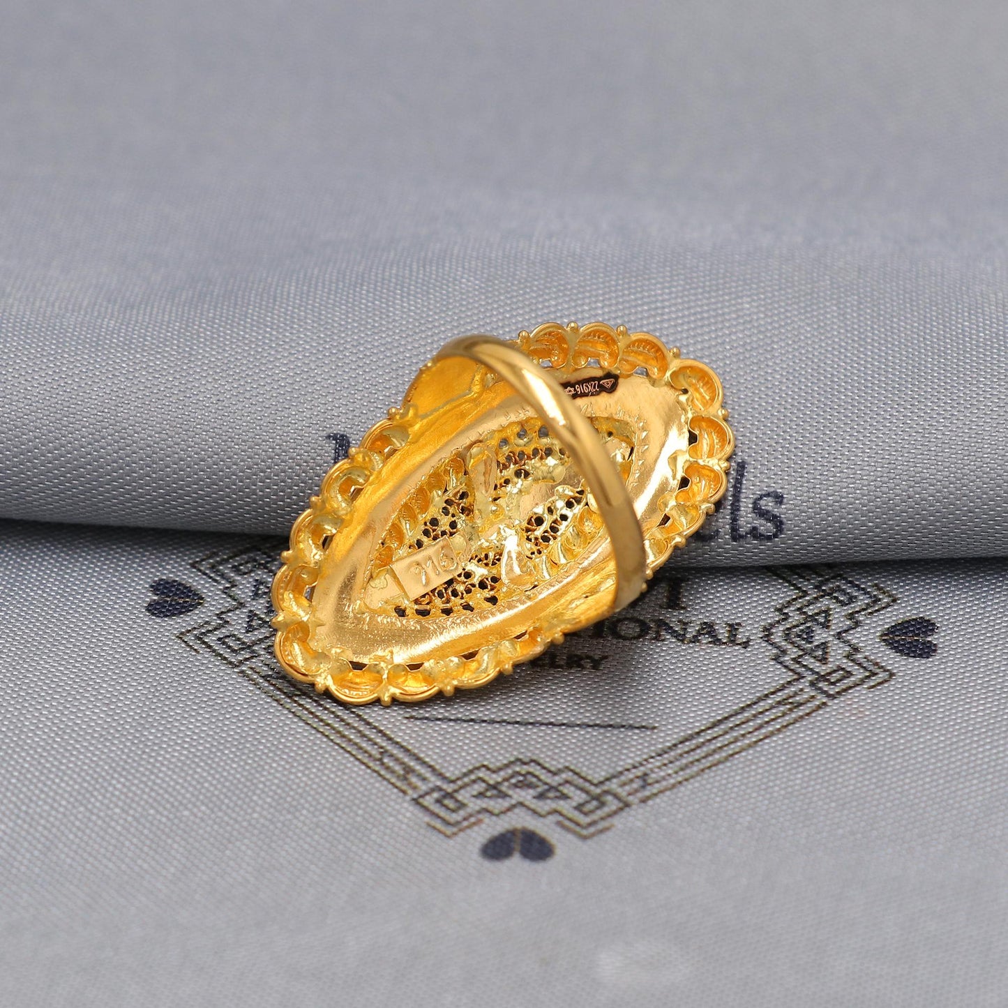 22k Yellow Gold Ring Size 8.25 US and All, Hallmark Women Gold Ring Jewelry, Indian Vintage Design Gold Ring, Wedding Gold Ring, K6609
