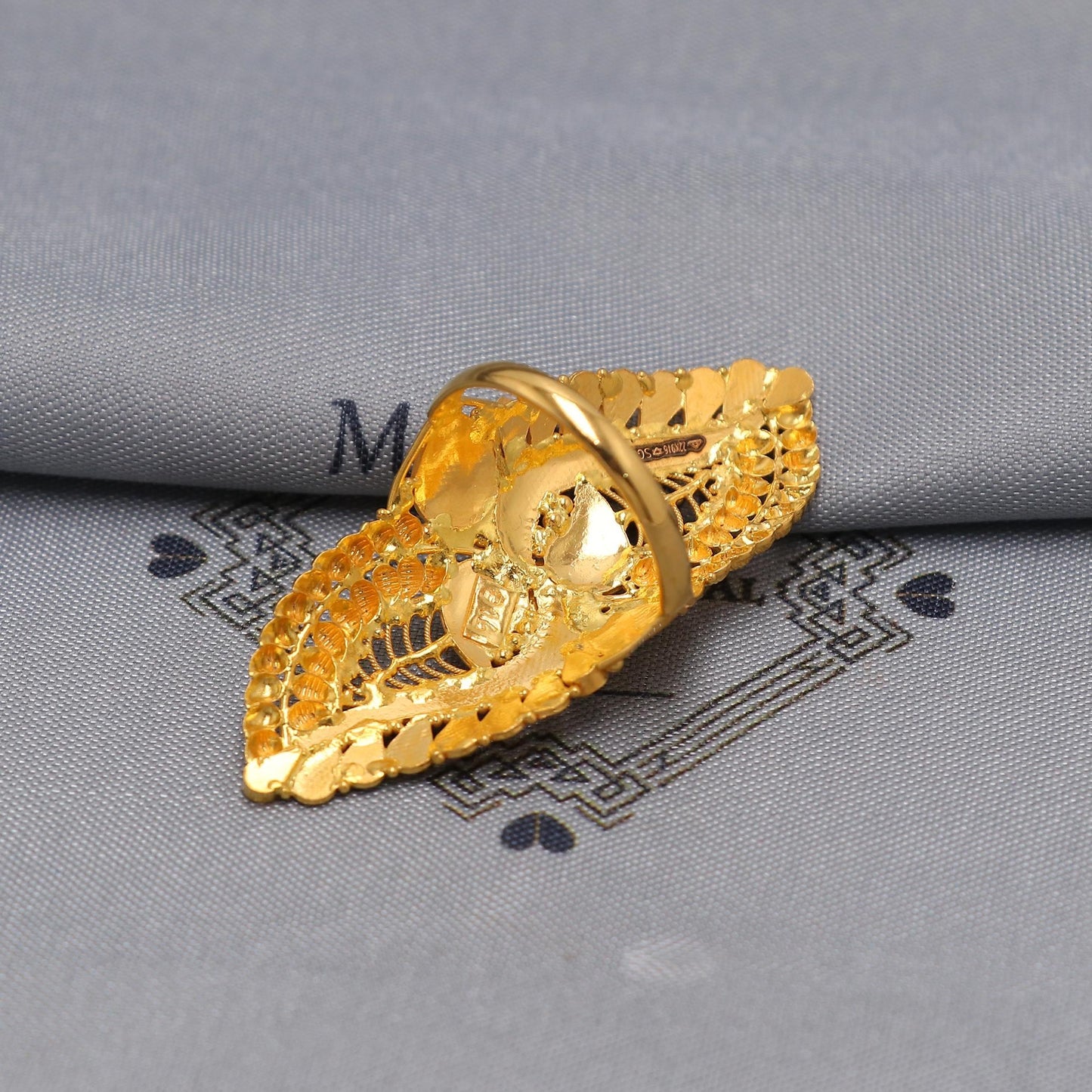 22k Yellow Gold Ring Size 8.25 US and All, Hallmark Women Gold Ring Jewelry, Indian Vintage Design Gold Ring, Wedding Gold Ring, K6611