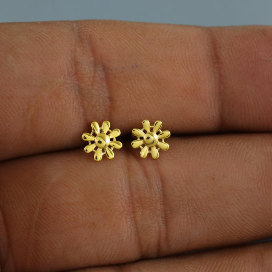 flower 18k Gold Studs cartilage earrings, baby Teen studs, cartilage piercing, screw back small tiny earrings,