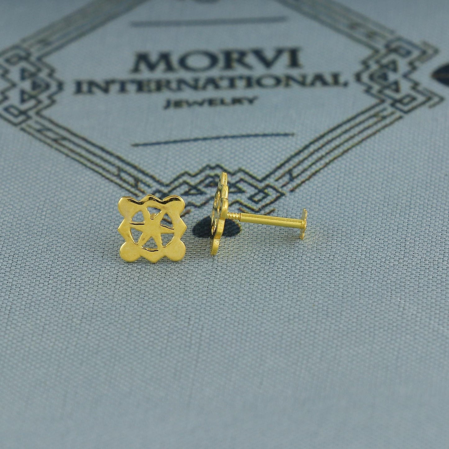 Small 18k Gold studs earrings, baby Teen studs, cartilage piercing, screw back small tiny earrings,