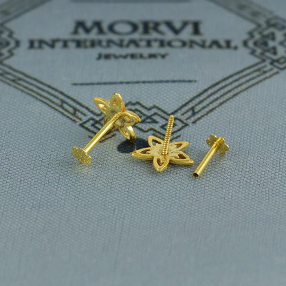 Flower Star 18k Gold Earrings,  screw back small tiny earrings,