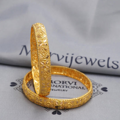 Pure 22k Gold Bangles Indian Handmade lightweight delicate vintage design, Traditional, Bangle Bracelet Wedding women Jewelry, inner wax lac
