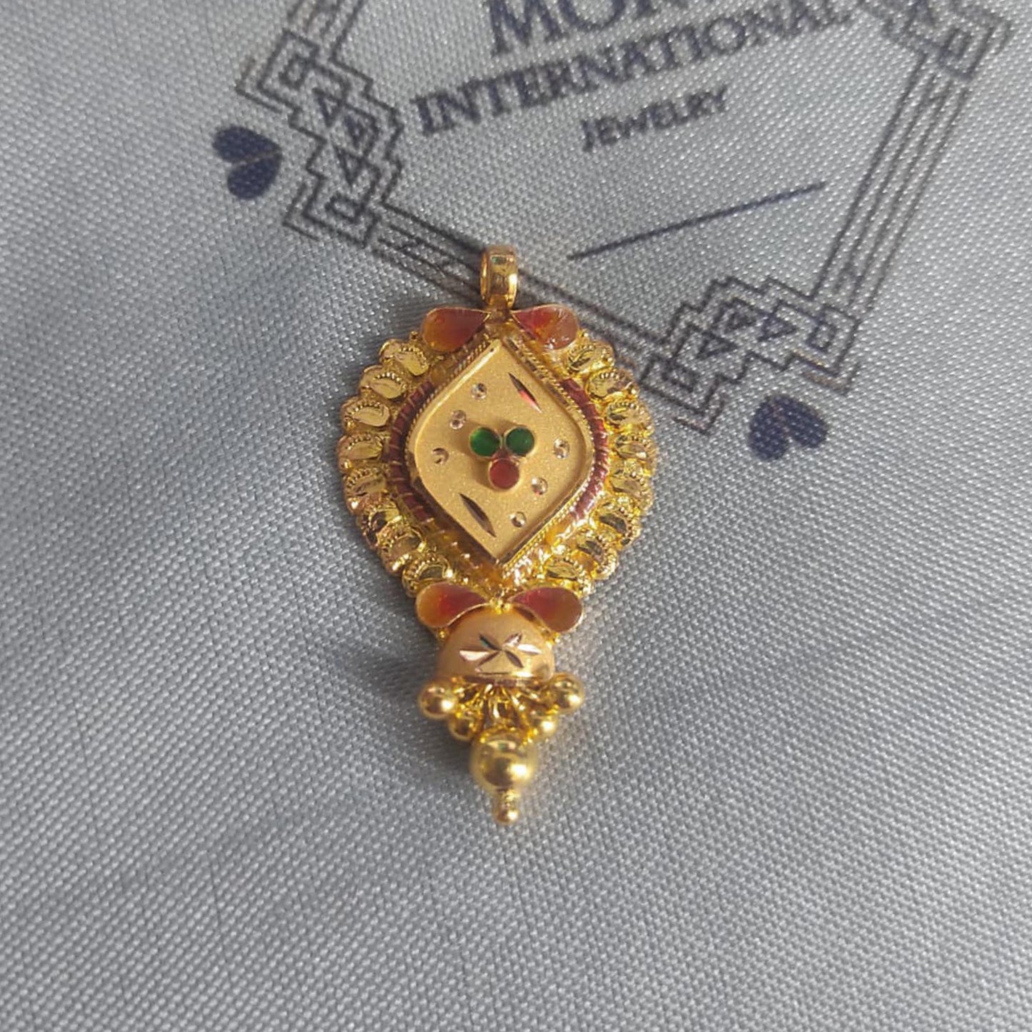 Locket 22k Yellow Gold Pendant Necklace Handmade Indian Handmade Vintage Antique Design Jewelry, K6706