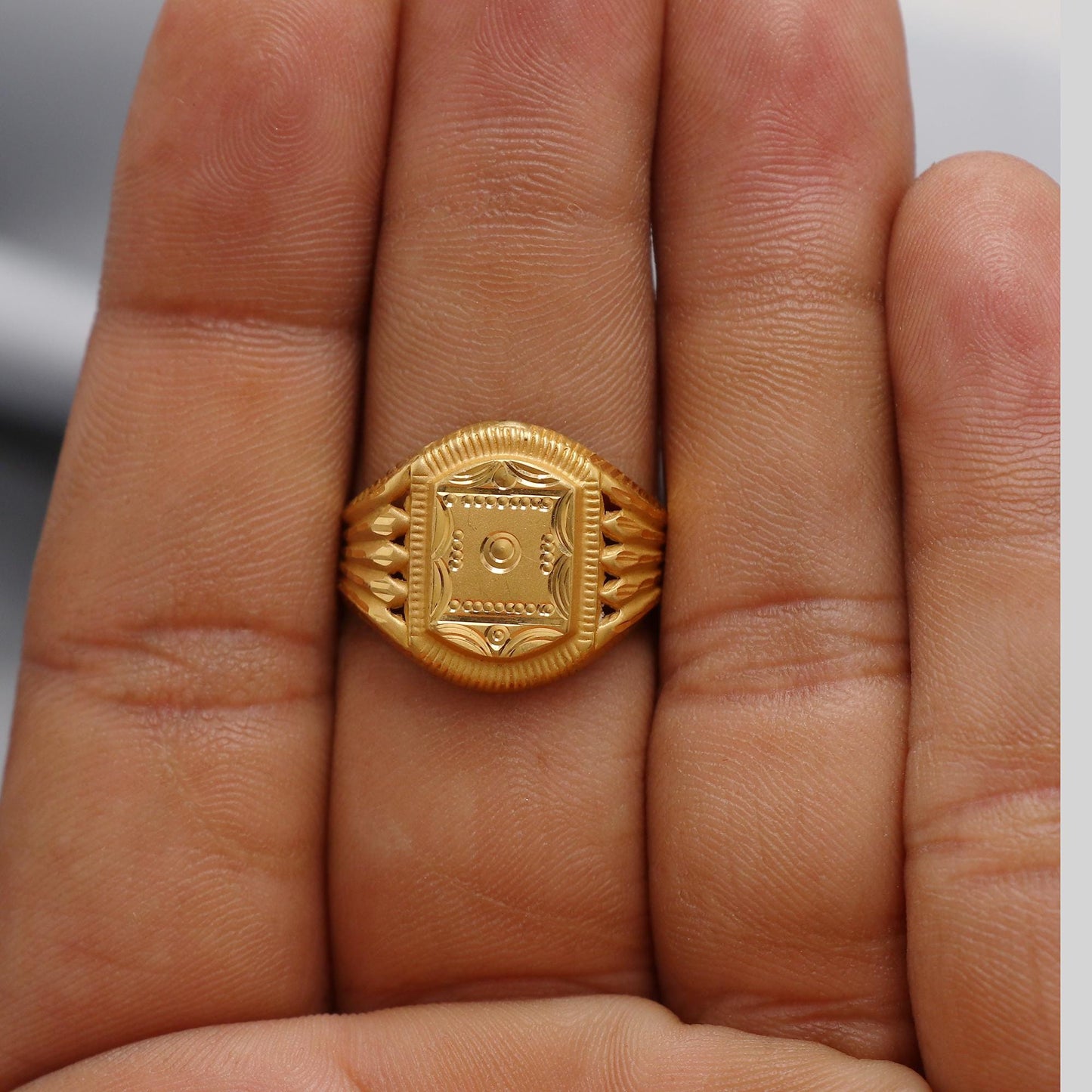 22k Yellow Gold Ring Size 9.25 US and All, Hand Carved Gold Ring Jewelry, Indian Gold Ring, K6564