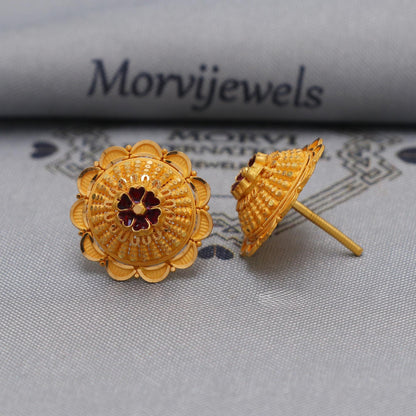 22k Yellow Gold earrings stud tops flower, vintage antique design indian gold earrings jewelry, K6586