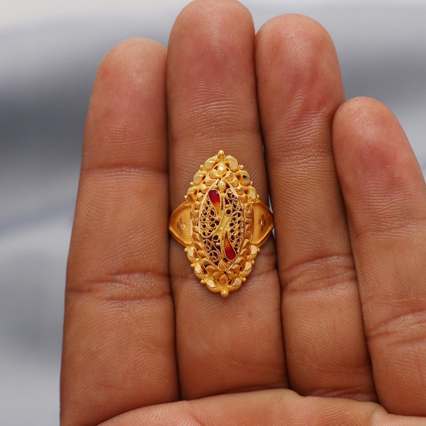 22k Yellow Gold Ring Size 7 US and All, Hallmark Women Gold Ring Jewelry, Indian Vintage Design Gold Ring, Wedding Gold Ring, K6614