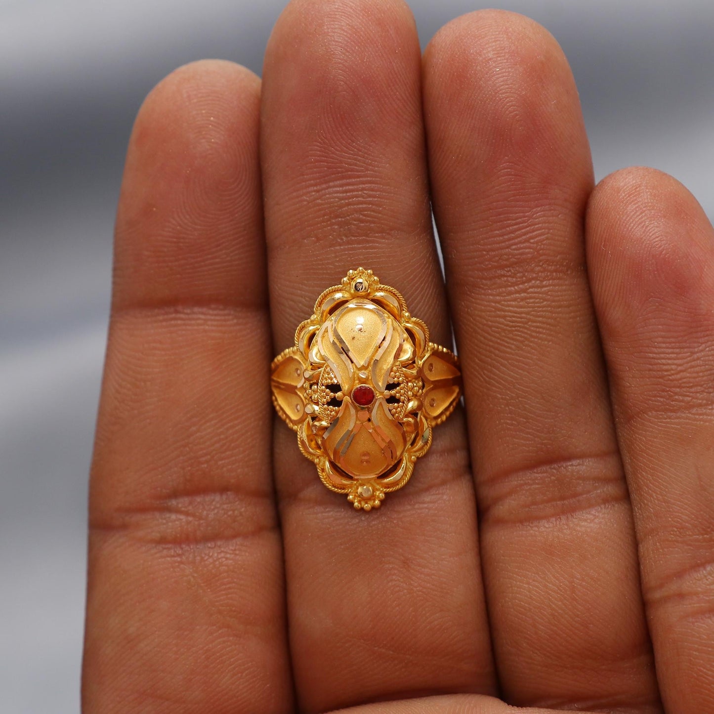 22k Indian Gold Ring Handmade Jewelry, K6619